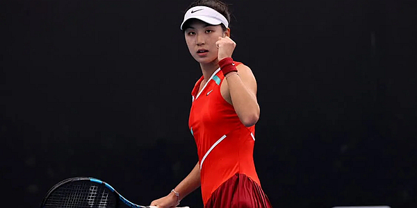 他既能在狭 他既能在狭